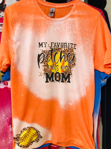 GILDAN BLEACHED "MY FAVORITE PITCHER CALLS ME MOM" COTTON TEE