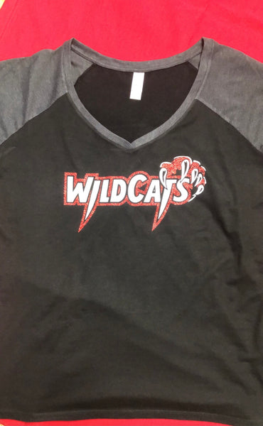WILDCAT LADIES GAME DAY SS COTTON TEE V-NECK TOUCHDOWN LOGO